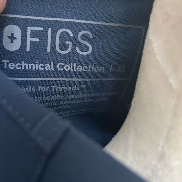 Figs Casma scrub top XL Dark Harbor - Picture 3 of 6